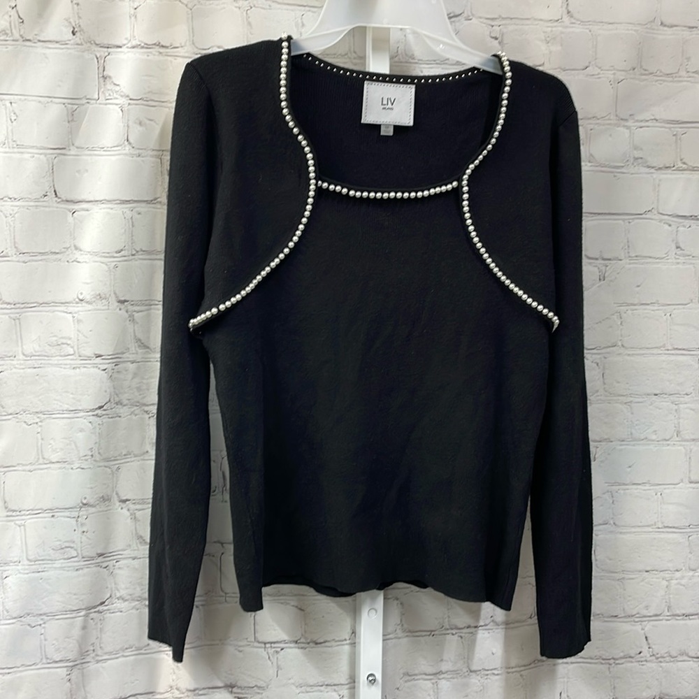 Liv Milano Pearl detailed black lightweight medium sweater